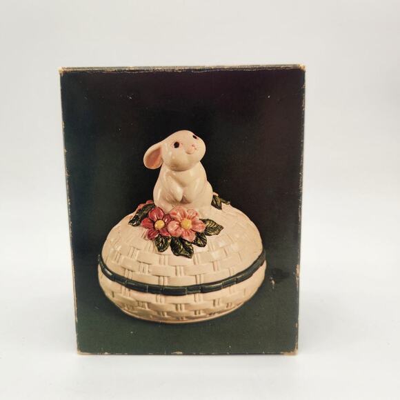 Vintage Avon Bunny Luv Ceramic TrinketBox Gift Perfect Condition Vibrant Colors - Picture 13 of 15